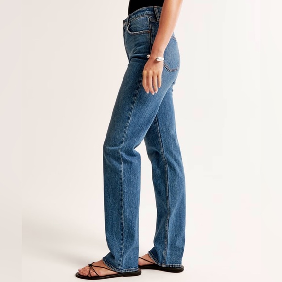 Abercrombie Ultra High Rise 90s Straight Jean - Picture 5 of 7